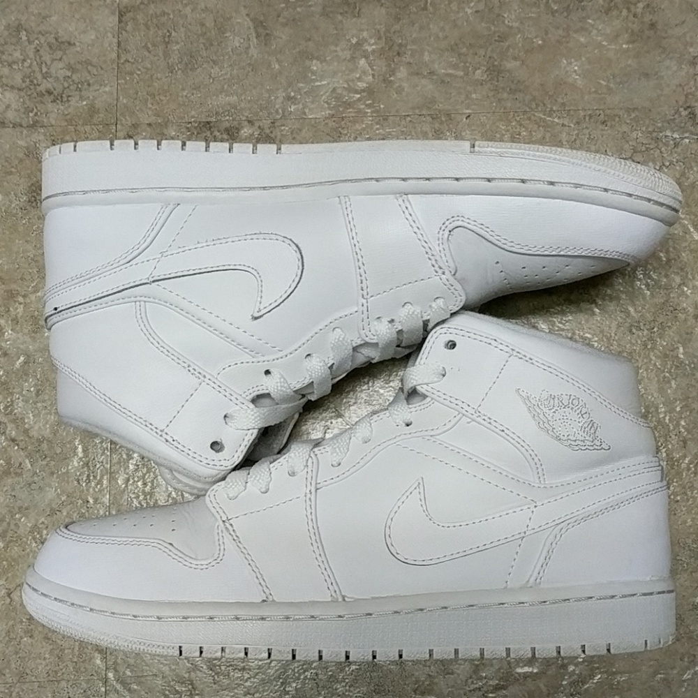Air Jordan 1 "White"